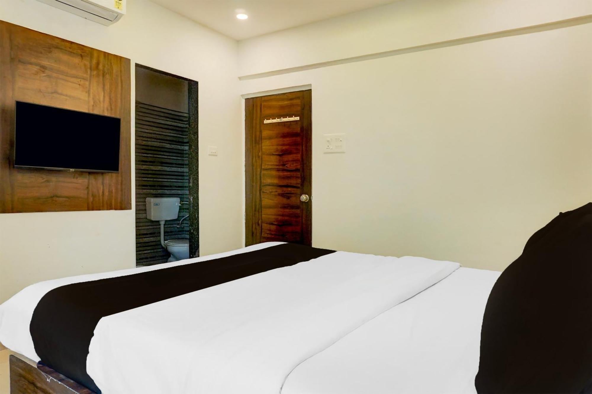 Super Hotel O Laxman Nagar Baner Pune Exteriör bild
